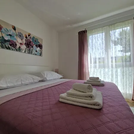 Lana Apartment Split