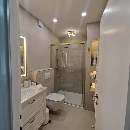 Apartment Lana *
