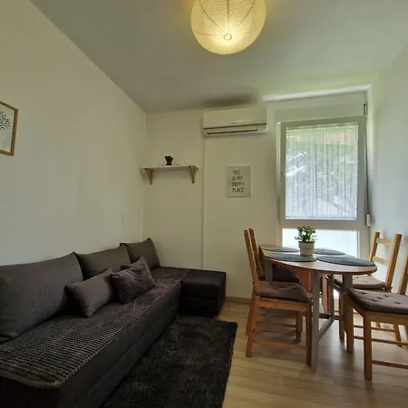 Lana Apartment